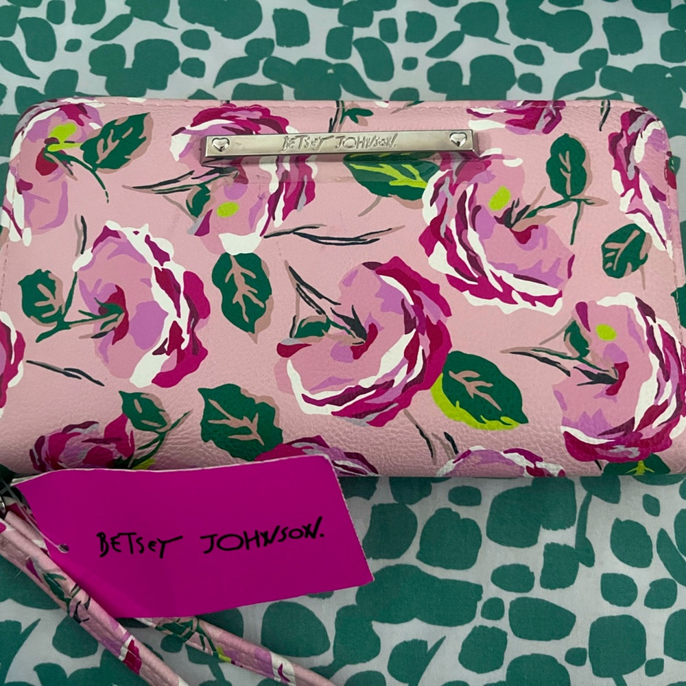 *NWT* Betsey Johnson ‘Zia’ Wallet